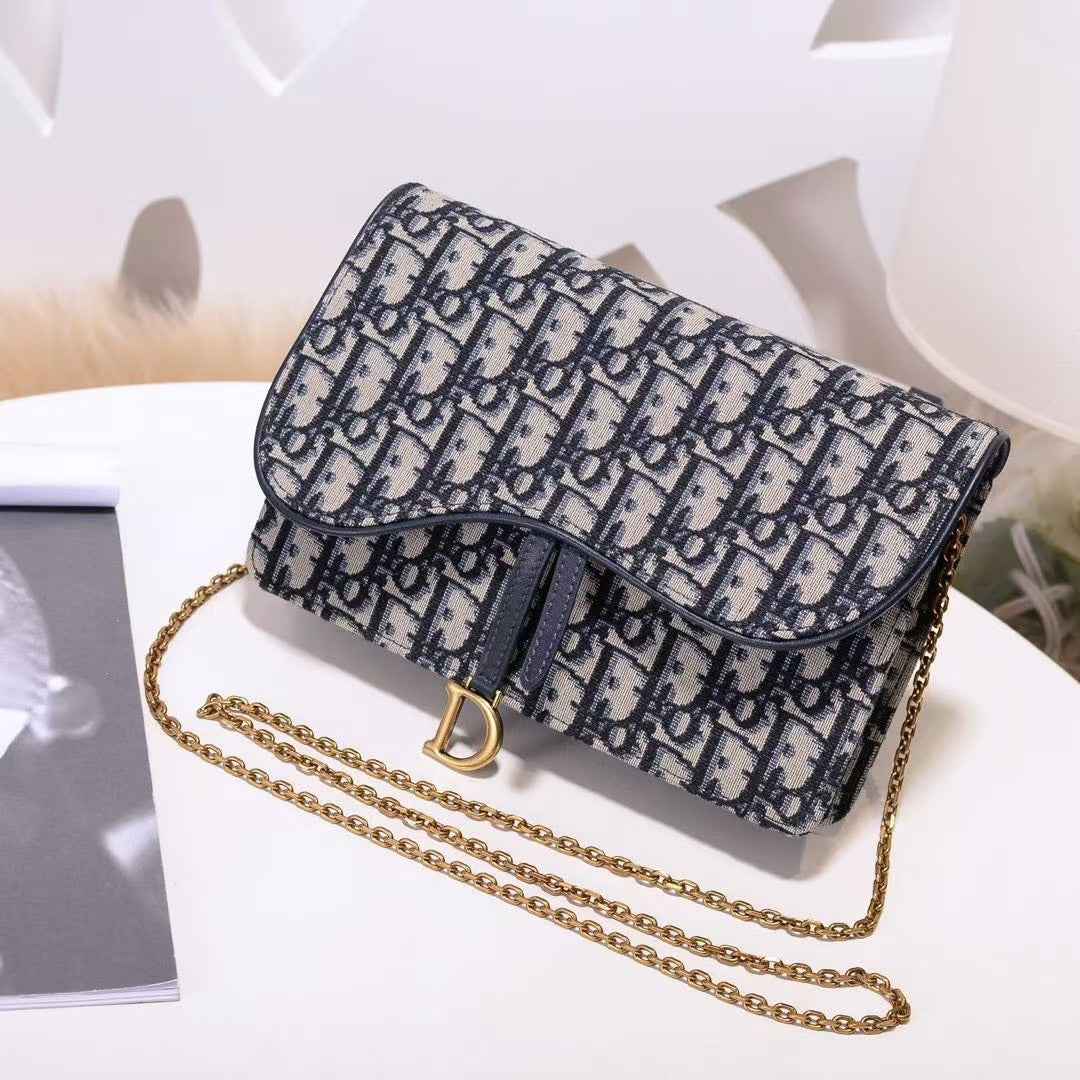 DIOR OBLIQUE SADDLE BAG – authentiek designer item, direct leverbaar bij Mivelia