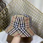 BURBERRY HAT – authentiek designer item, direct leverbaar bij Mivelia