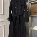 BURBERRY TRENCHCOAT