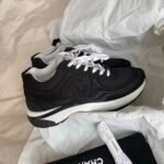 CHANEL SNEAKER BLACK/WHITE – authentiek designer item, direct leverbaar bij Mivelia