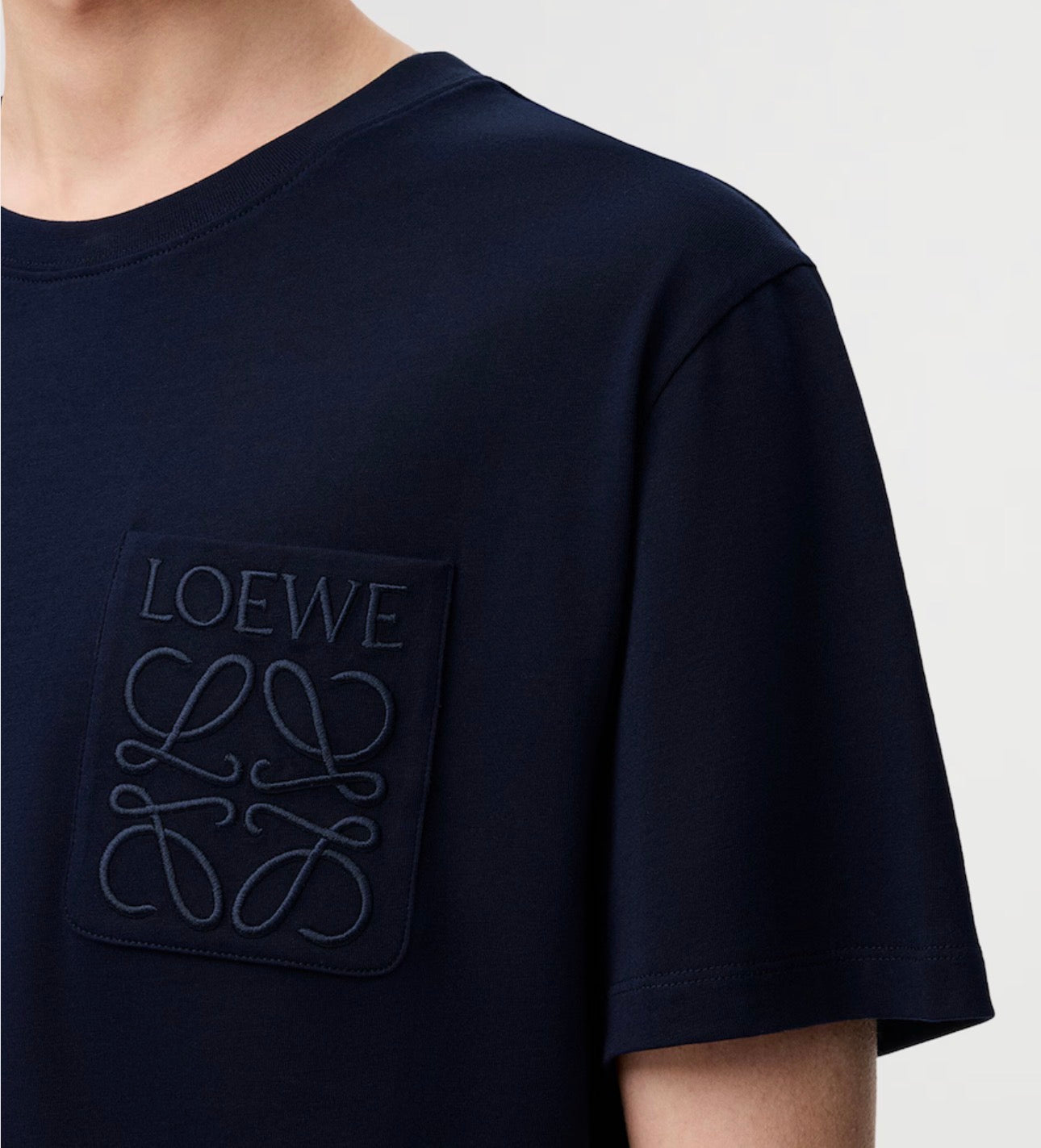 LOEWE T-SHIRT DARK BLUE – authentiek designer item, direct leverbaar bij Mivelia