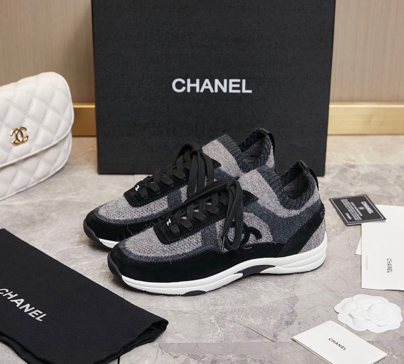 CHANEL SOCK SNEAKER WOOL – authentiek designer item, direct leverbaar bij Mivelia