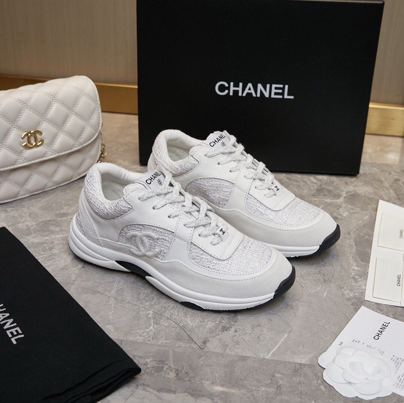 CHANEL SNEAKER SPECIAL WHITE – authentiek designer item, direct leverbaar bij Mivelia
