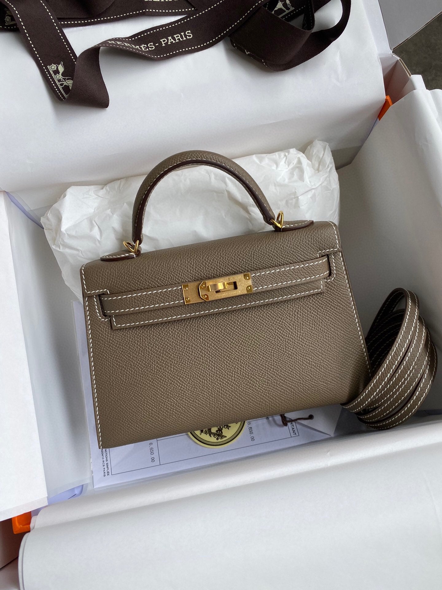 HERMES KELLY 20 MINI KELLY ETOUPE EPSOM – authentiek designer item, direct leverbaar bij Mivelia