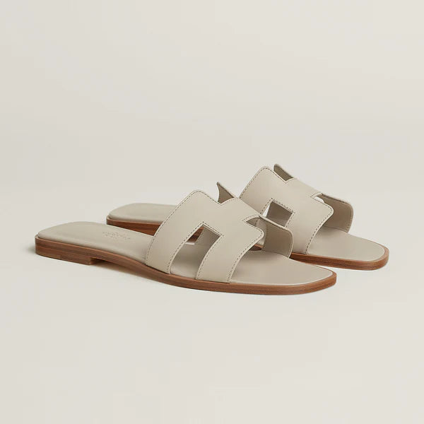 HERMES ORAN BEIGE NOMADE – authentiek designer item, direct leverbaar bij Mivelia